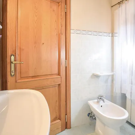 Semesterbostad 3 Bedroom Beautiful In