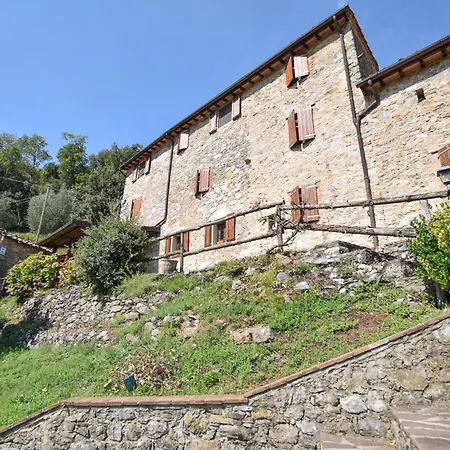 3 Bedroom Beautiful In Camaiore