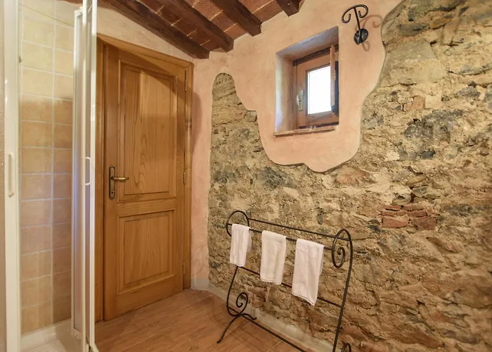 3 Bedroom Beautiful In Ferienhaus *