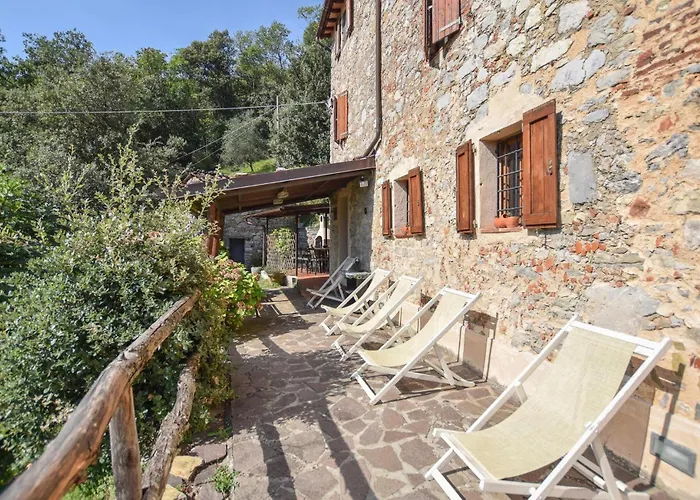 3 Bedroom Beautiful In Ferienhaus