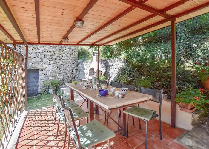 3 Bedroom Beautiful In Ferienhaus